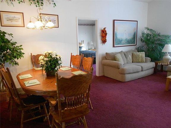 3rd image of 215 Old Mill Cir