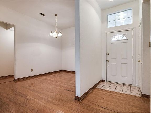 3rd image of 5605 Havana Dr