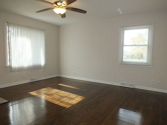 3rd image of 14849 S Richmond Ave