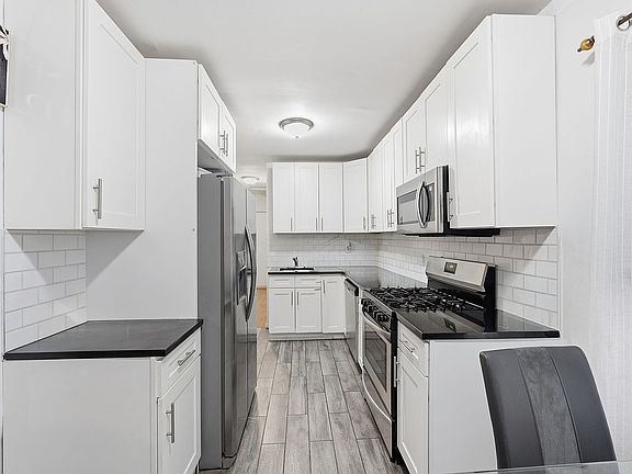 5th image of 1445 E 100th St
