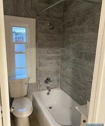 3rd image of 53 Morris Ave Floor 2