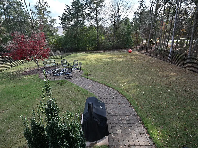 5604 Clearsprings Dr — Photo 38