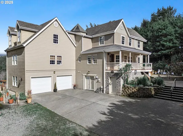 95161 Horizon Dr, Gold Beach, OR 97444