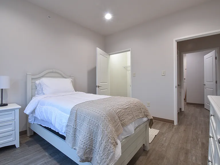 Terrace Place Apartments — Photo 21