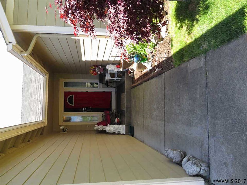 2nd image of 4178 Grasshopper Ln SE