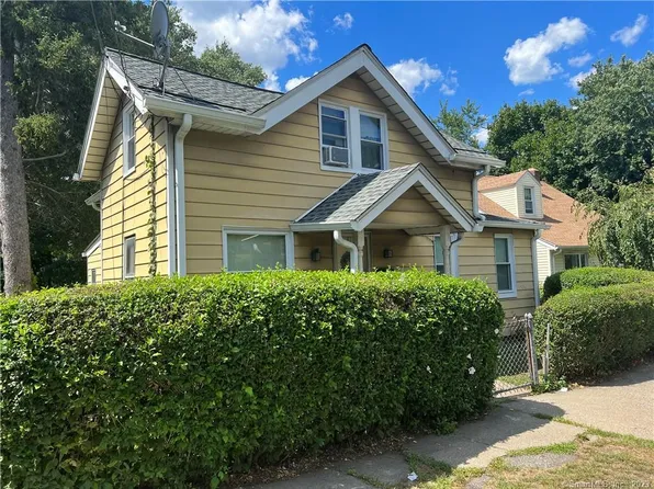 863 Briarwood Avenue, Bridgeport, CT 06604
