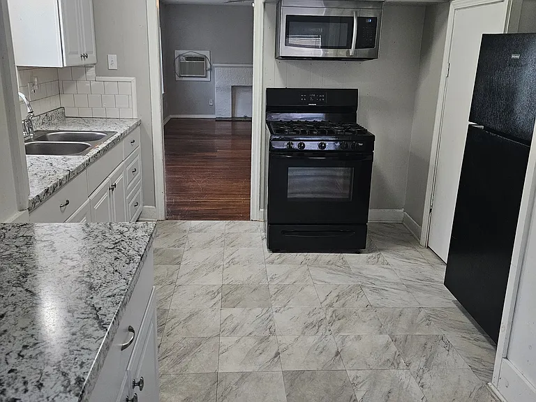 132 N Yukon Ave — Photo 6