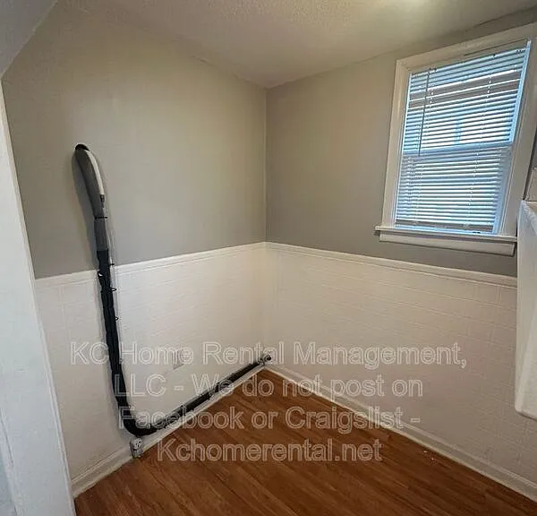 3631 Pennsylvania Ave — Photo 34