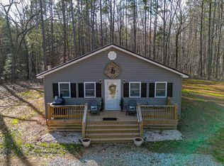 1004 Lakefront Dr, Clarksville, VA 23927