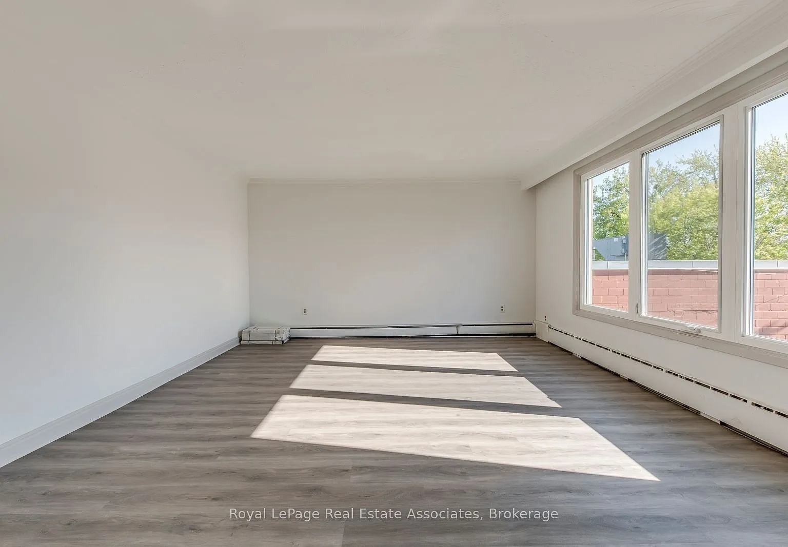 3 bed, $2,500 — Photo 4