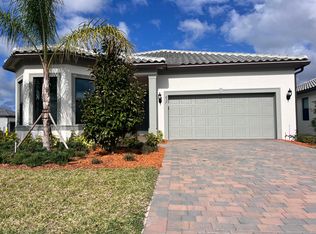 837 SE Courances Dr, Port Saint Lucie, FL 34984