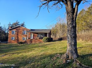 308 Reese Dr, Pennington Gap, VA 24277