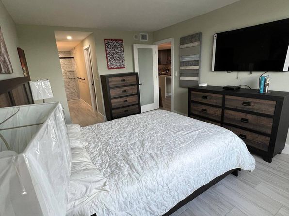 1800 N Andrews Ave APT 5D