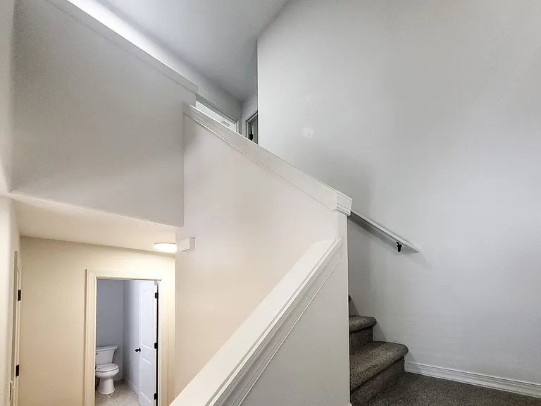 407 & 409 Madrona Ave SE — Photo 15