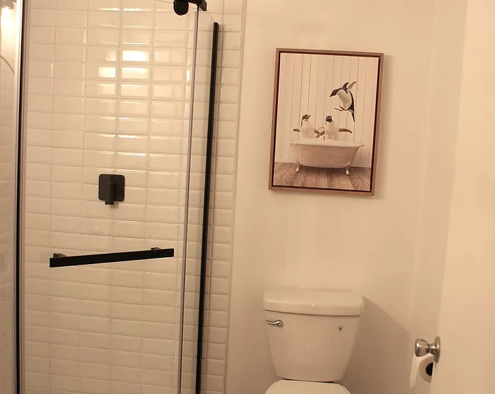 Aura Ave — Photo 8