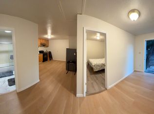 985 Paradise Blvd, Hayward, CA 94541