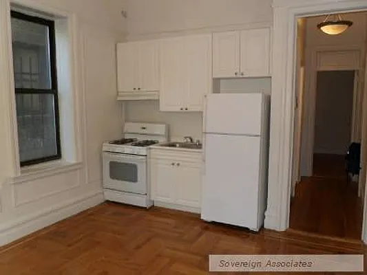 Rented by Sovereign Associates | media 4