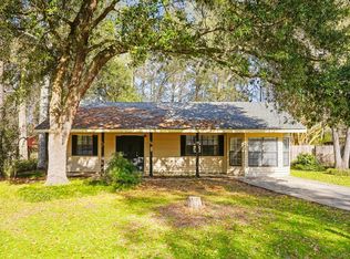 16 Hickory Dr, Covington, LA 70433