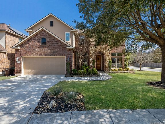 2nd image of 508 Grove Bend