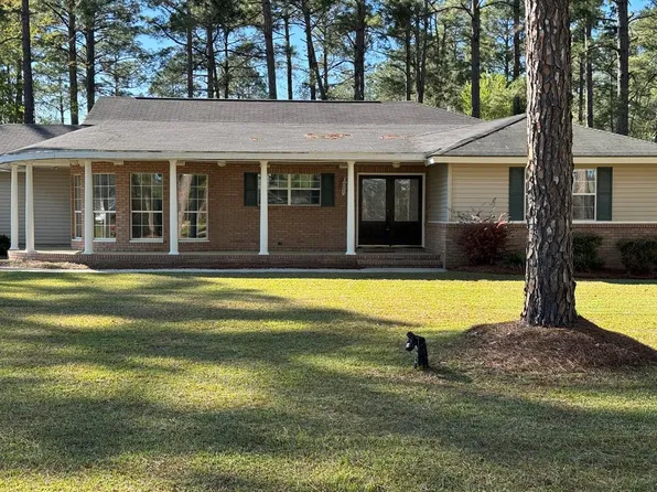 94 Alan Dr, Douglas, GA 31535