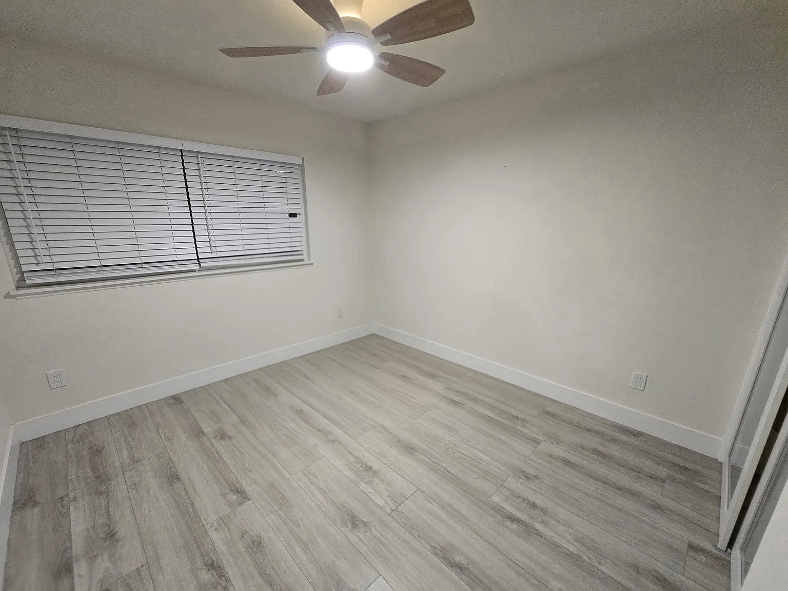 3 bed, 2.5 bath, 1787 sqft, $4,200 — Photo 4
