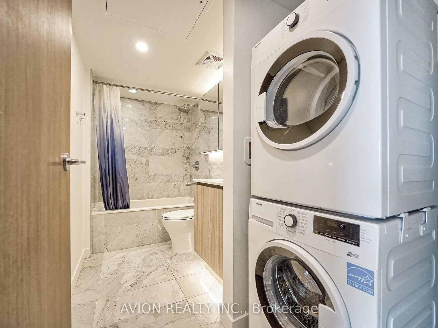 2 bed, $2,400 — Photo 4
