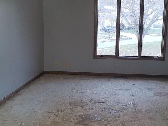 NEW FLOORING TO BE INSTALLED Living room