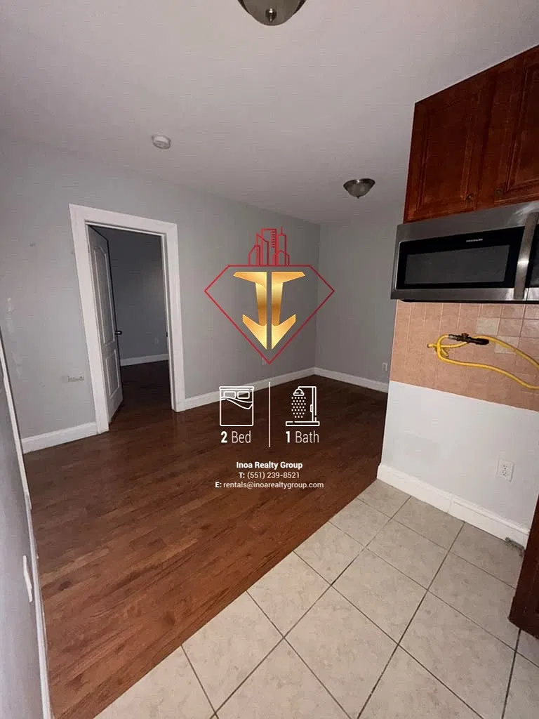 2 bed, 700 sqft, $2,000 — Photo 4