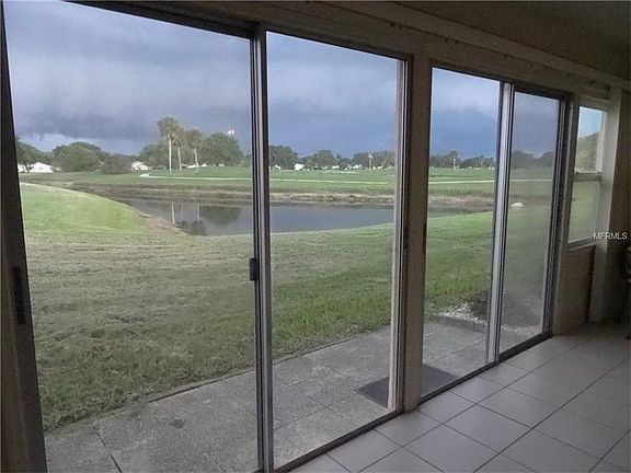 5th image of 2347 Gainesborough Loop #209