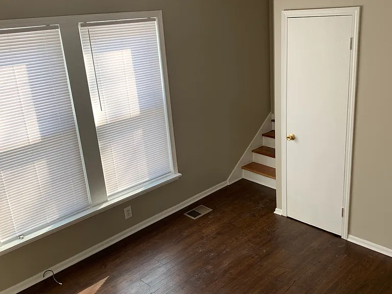 615 Innes St NE #2 — Photo 4