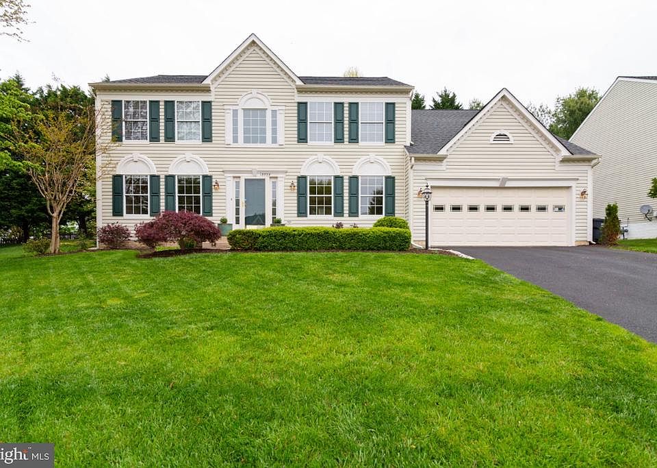1st image of 15559 Atterbury Ct