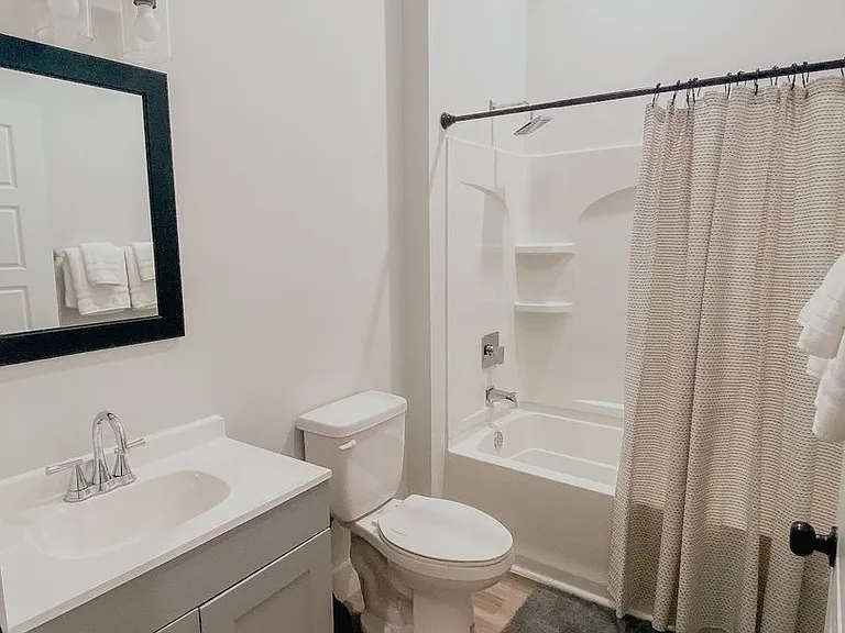 315 Gunsmoke St — Photo 5