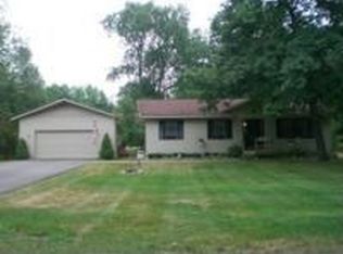 10160 Sunset Dr, Canadian Lakes, MI