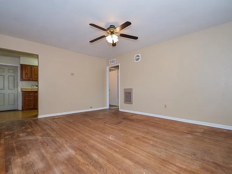 5515 Flamingo Dr — Photo 10