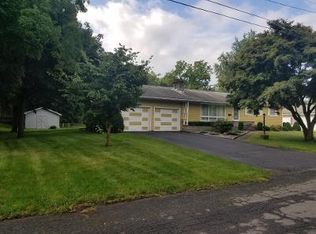 44 Platt Ave, Rhinebeck, NY 12572