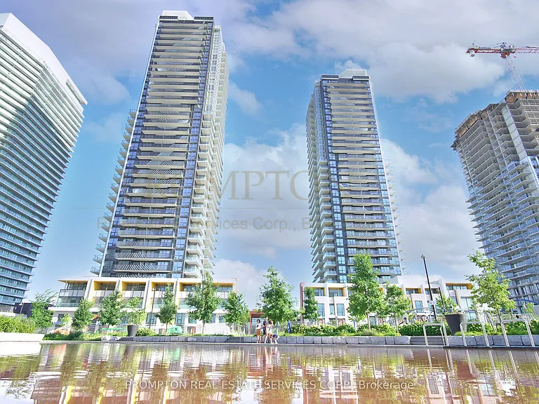 95 McMahon Dr #2211 — Photo 1