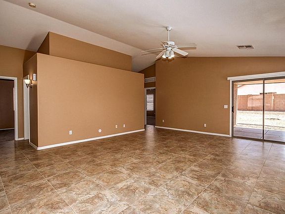 4th image of 2205 W Saint Anne Ave