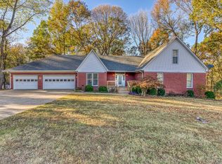 125 Harbor Close, Killen, AL 35645