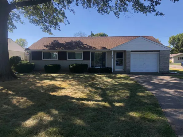 500 S Madison St, Mulberry, IN 46058