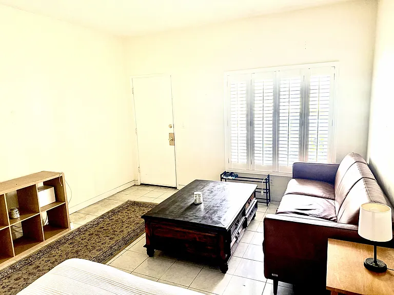 415 Gravilla St #15 — Photo 6