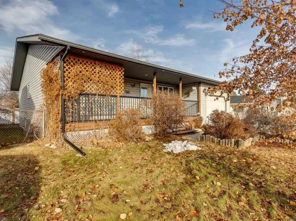 6110 S 38th Ave, Stettler, AB T4K 1G4