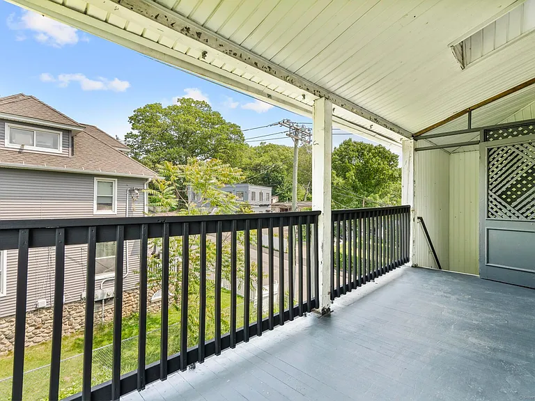 1105 N Main St #1 — Photo 24