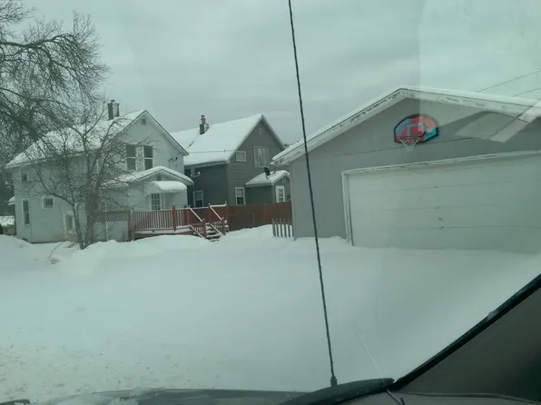 3303 1st Ave, Hibbing, MN 55746