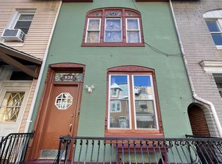 938 N 11th St, Reading, PA 19604