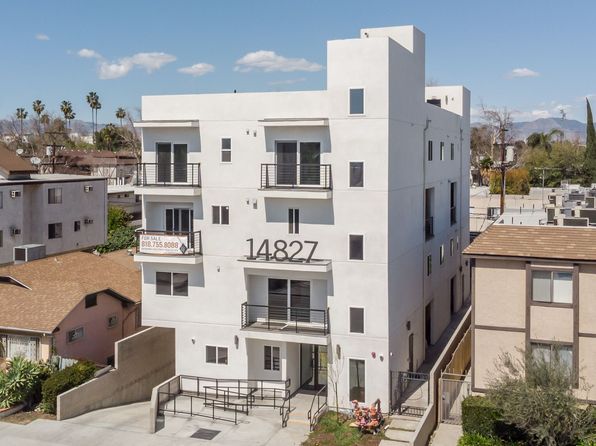 14827 Victory Blvd #304