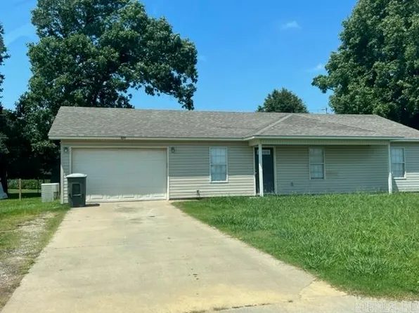 109 Cardinal St, Brookland, AR 72417