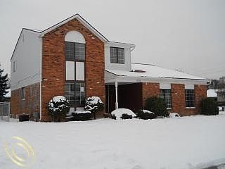 4th image of 13708 Breezy Dr