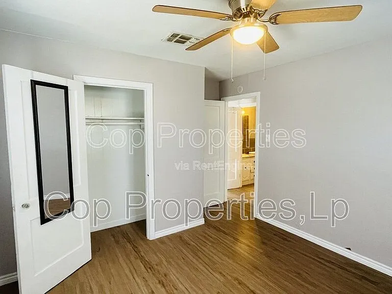 1807 Gorman — Photo 6