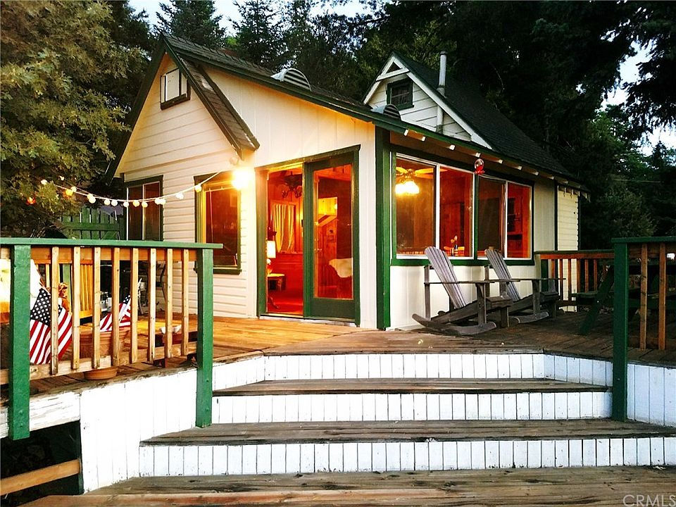 1st image of 826 Lo Ln