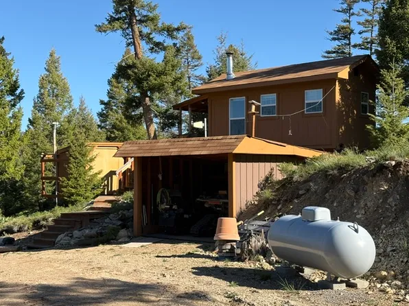 35465 Lessnau Ln, Clinton, MT 59825